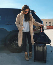 Women's Elegant Wool Coat Classic Tailored Design for Winter