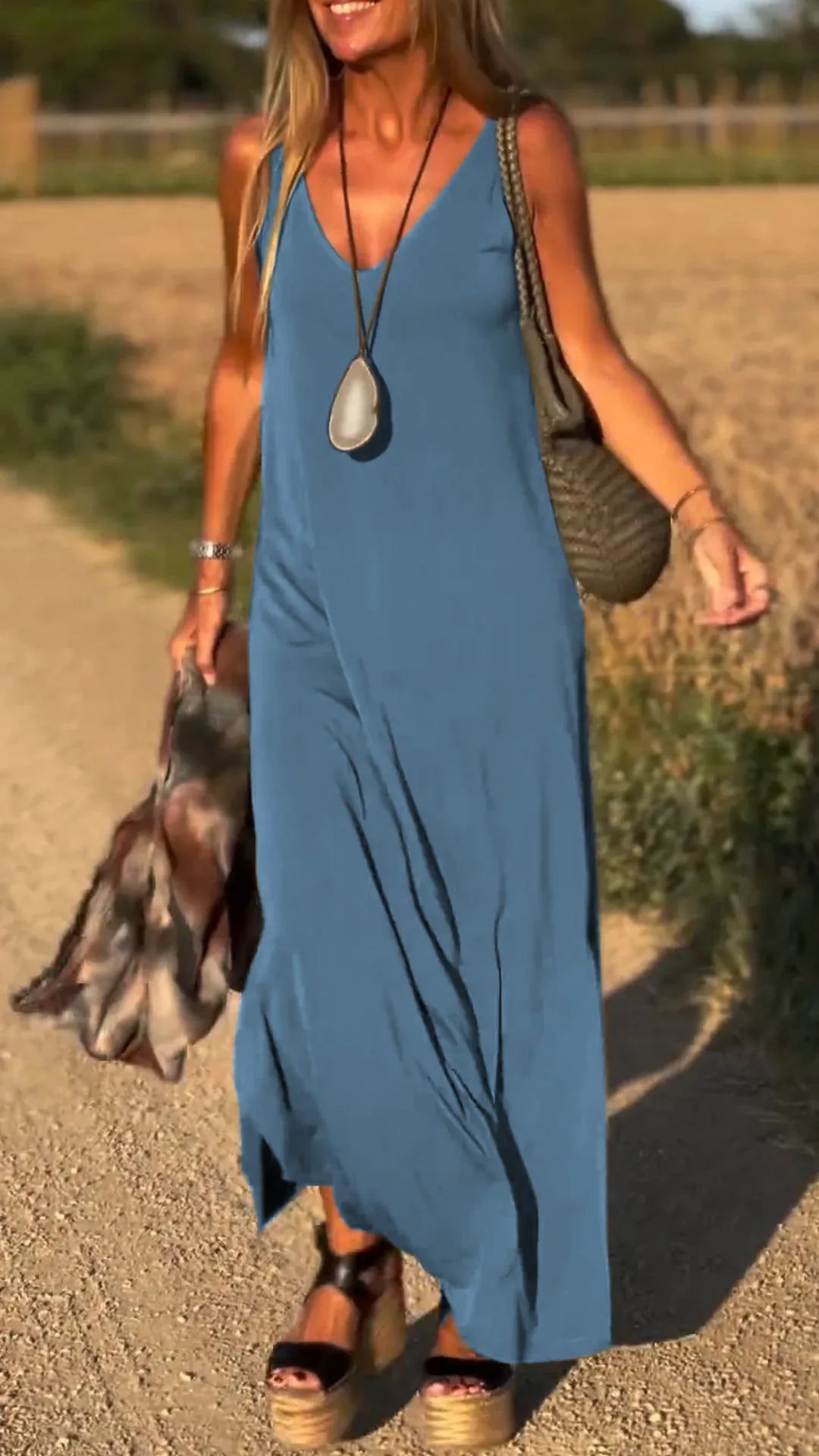 Women's Sleeveless Maxi Dress for Summer Comfort Polyester