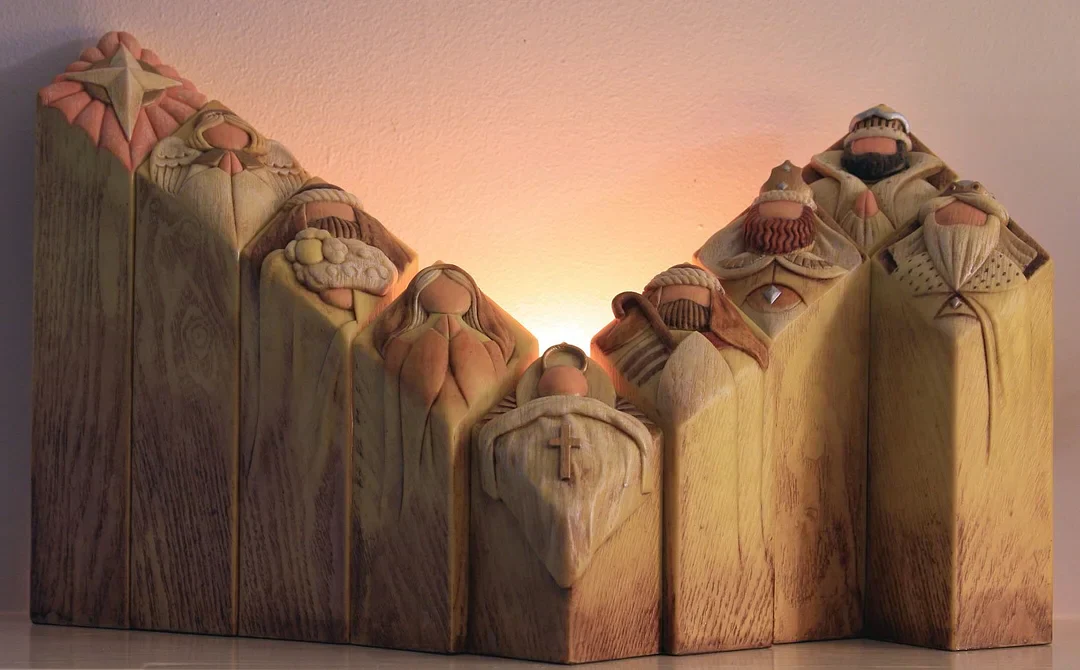 9 pcs. heavenly nativity scene pillar statue 2