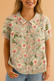 Alina | Summer blouse with a delicate pattern 4