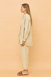 Amy | Comfortable blouse and button-up pants 1