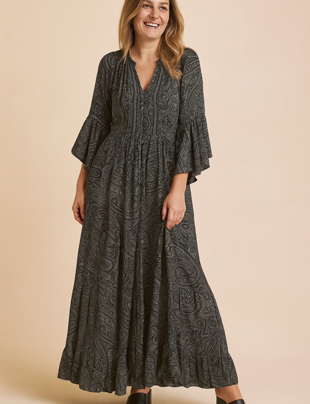 Anna | Flowy Boho Dress with Long Sleeves 3