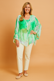 Aurora | Airy blouse with an artistic pattern 4