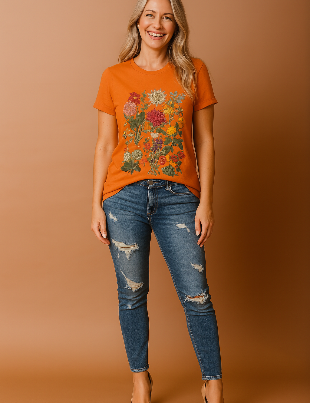 Berry | T-shirt with a Plant Motif 2
