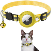 CAT GPS tracker collar with quick-release fastener and reflective design for improved night visibility 11