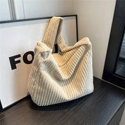 CLARA | Corduroy Shoulder Bag 6