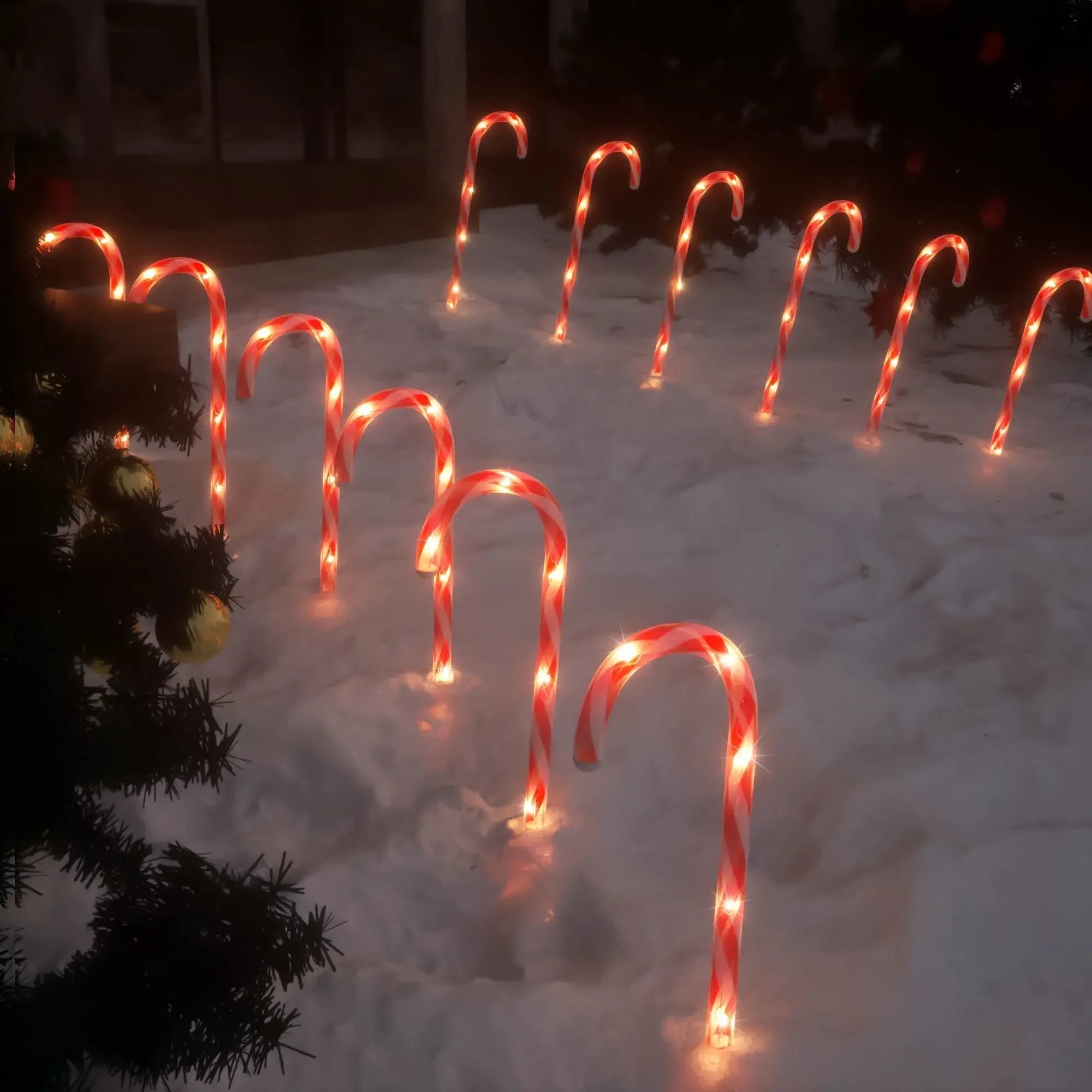 CandyCaneLuxe | Waterproof LED Christmas lights for outdoor decoration 0