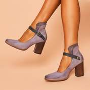 Celina | Elegant block heel pumps with a strap 0