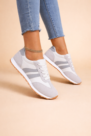 Julia | Women’s Lightweight Running Shoes with Breathable All-Day Comfort