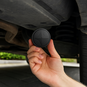 Compact Magnetic GPS Tracker – Real-time tracking for vehicles, pets & valuables – USB rechargeable 1