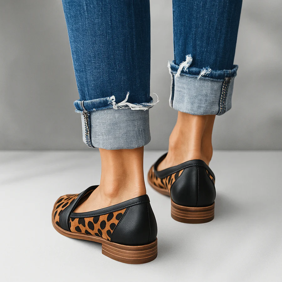 Elegant Black Leather Loafers for Women - Timeless Casual Footwear for All Occasions 3