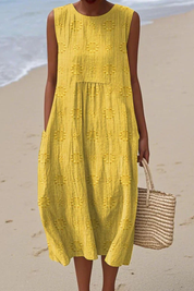 Elegant White Maxi Dress for Women - Stylish Summer Cocktail Dress 5