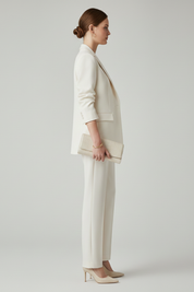 Elegant Women's Blazer Set with Defined Shape and Straight-Leg Trousers 2