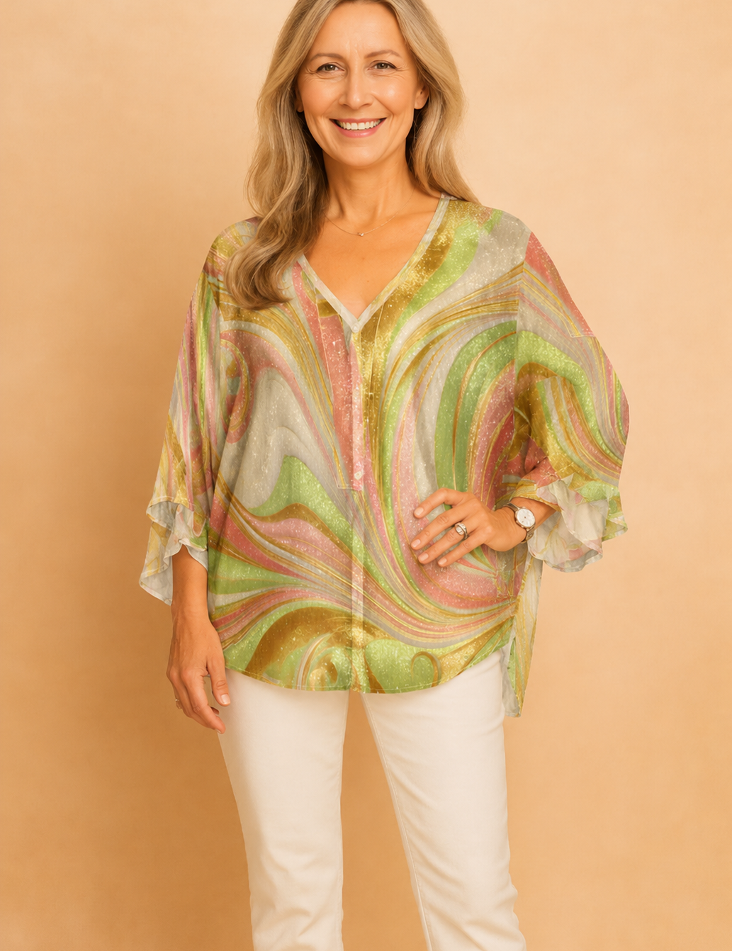 Aurora | Airy blouse with an artistic pattern