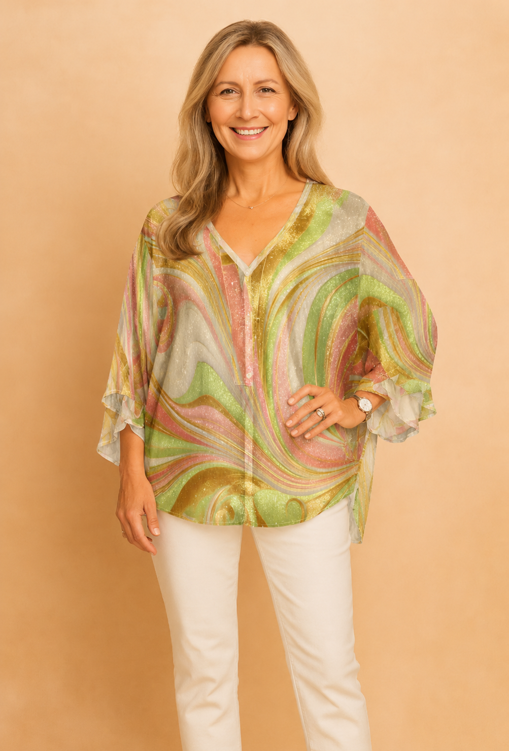 Aurora | Airy blouse with an artistic pattern