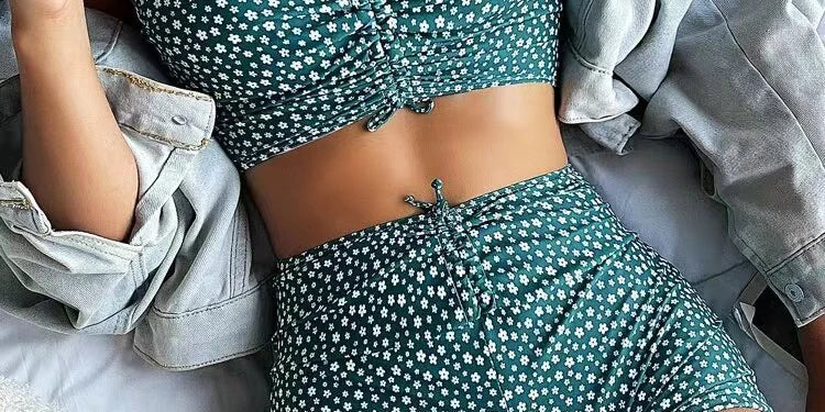 Flora | Floral Bikini – Your Summer Must-Have 0