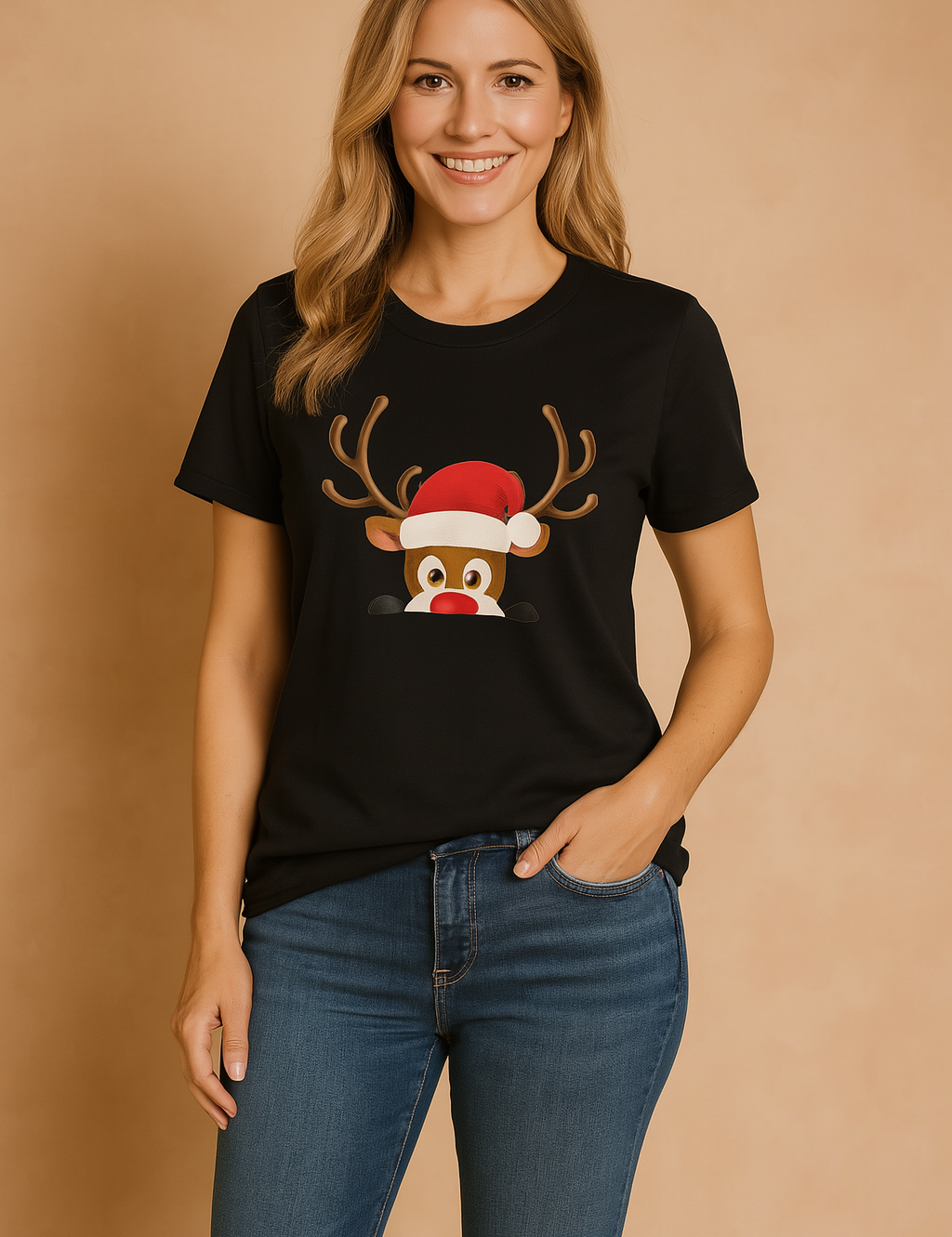 Glenda | Christmas t-shirt with a reindeer in a Christmas hat 1