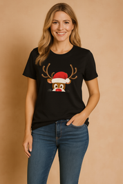 Glenda | Christmas t-shirt with a reindeer in a Christmas hat 1