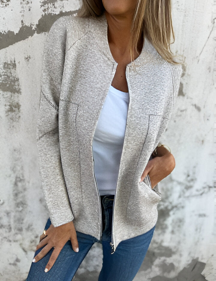 HANNAH | Stylish and Functional Women's Jacket 2