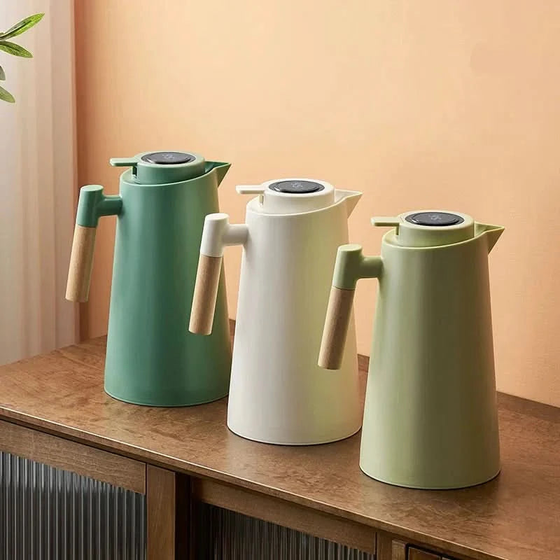 Insulated Glass Thermo Jug with Temperature Display and Wooden Handle – 1000 ml Capacity, Elegant Design for Hot or Cold Beverages 3