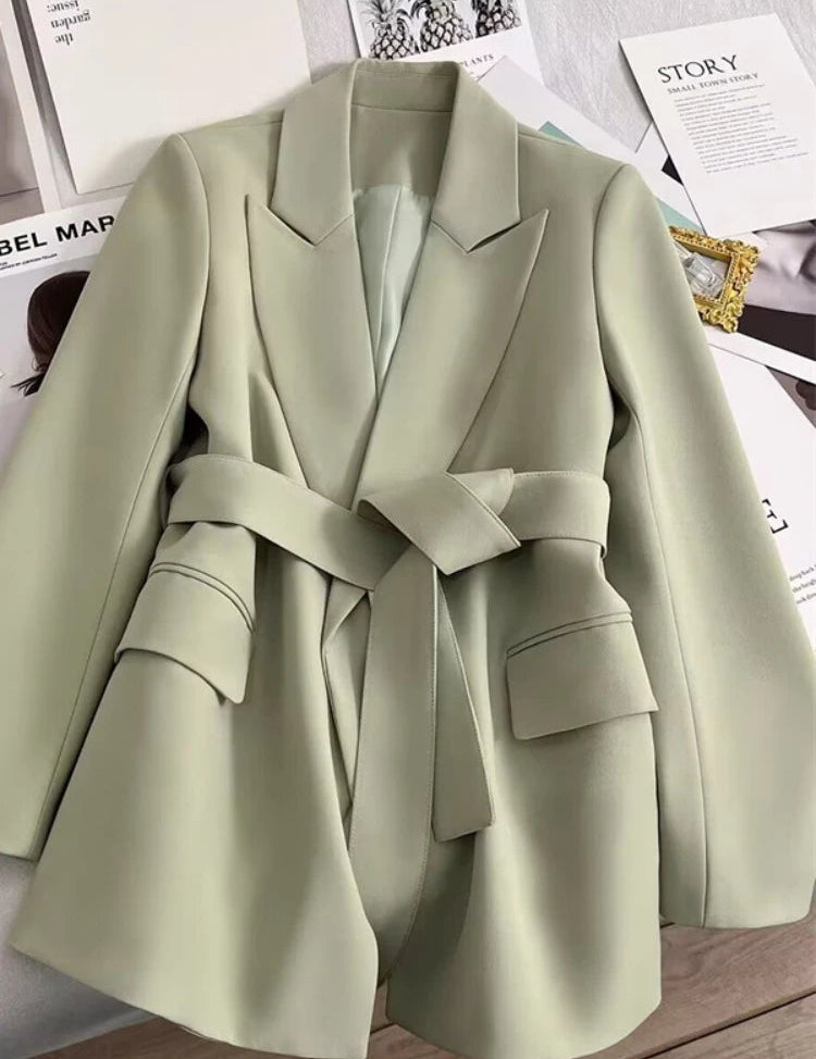 Kiera | Stylish Office Blazer 10