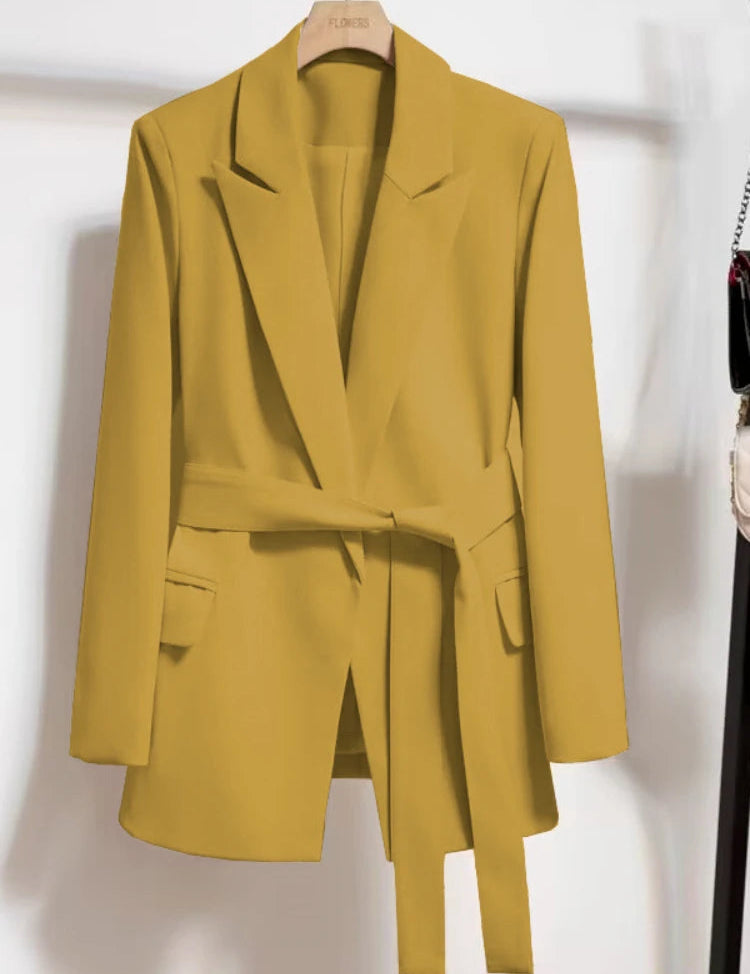 Kiera | Stylish Office Blazer 11