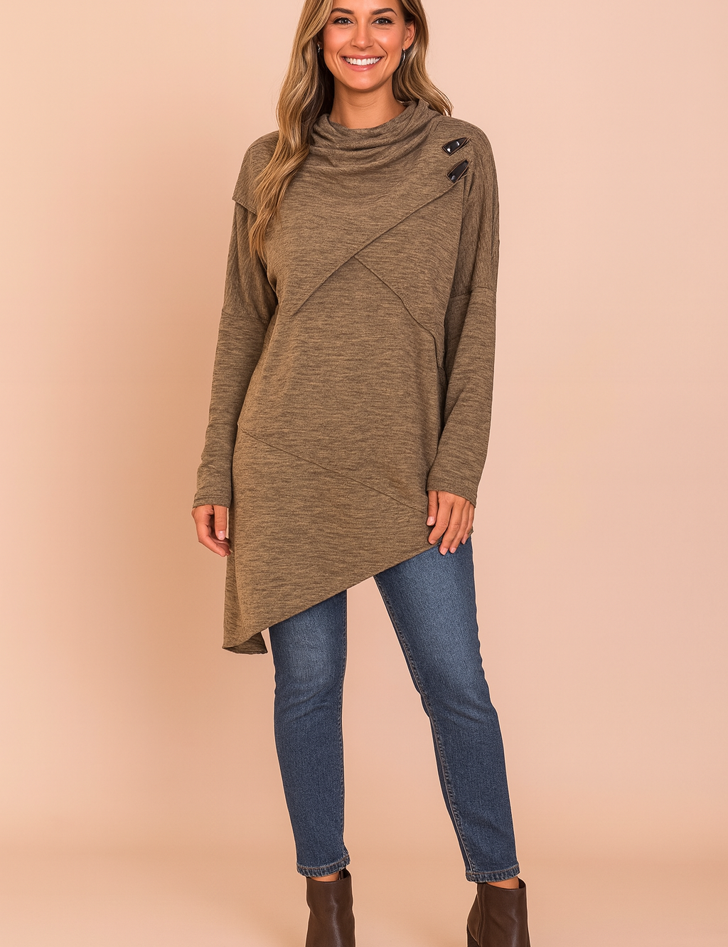 Lidia | Asymmetrical sweater with a decorative clasp 1