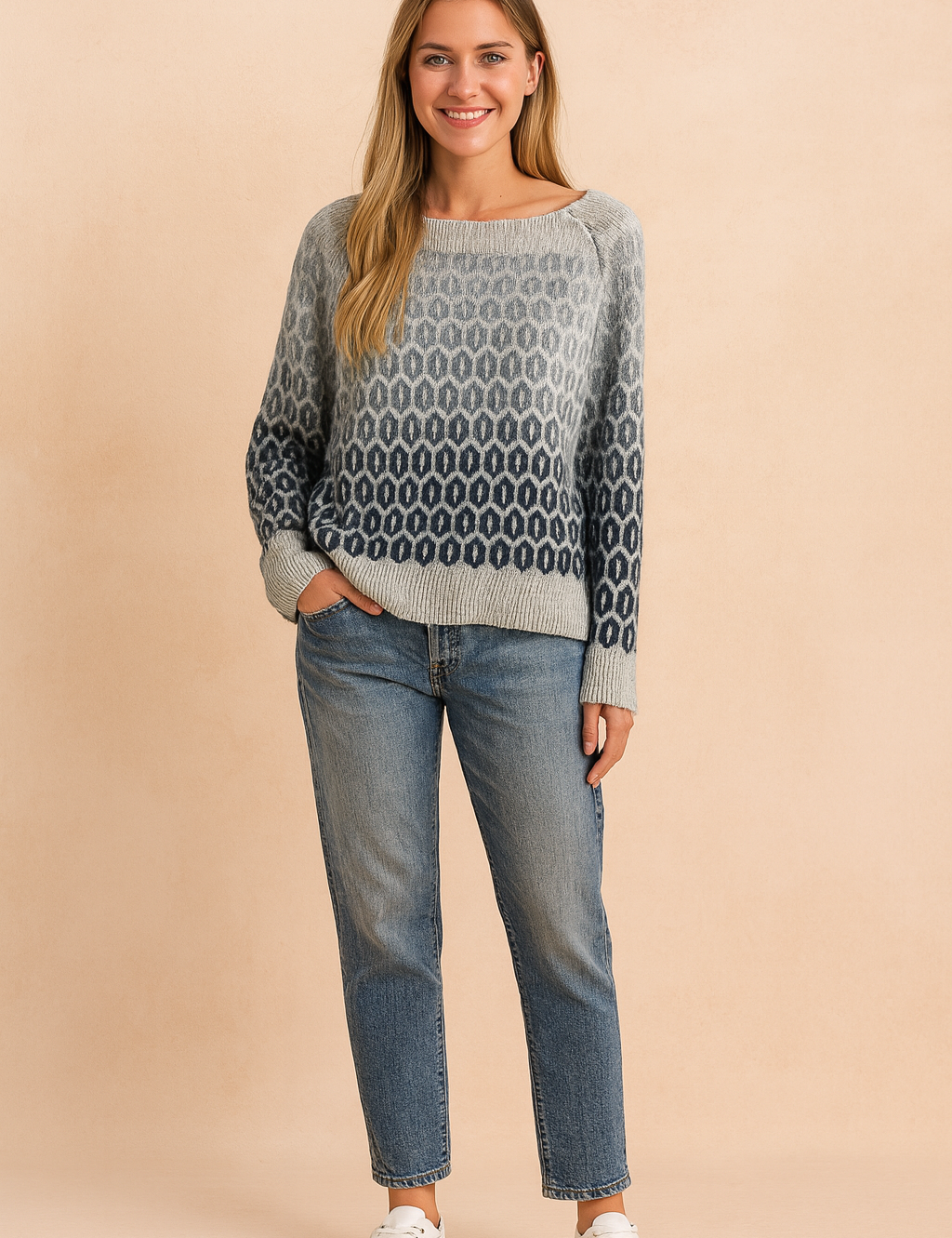 Lidia | Sweater with a geometric ombre pattern 0