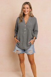 Lona | Loose button-down blouse with a casual style 2