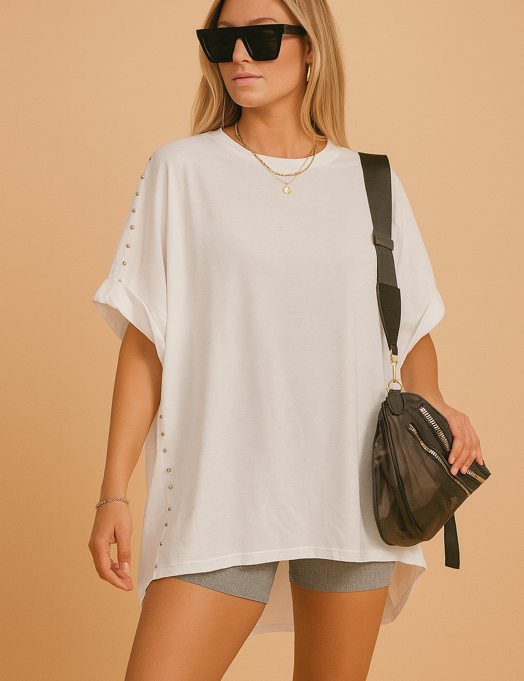 Luna | Loose-fitting urban-style blouse 1