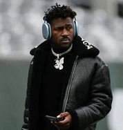 Luna | Wireless Headphones – Immerse yourself in clear sound 4