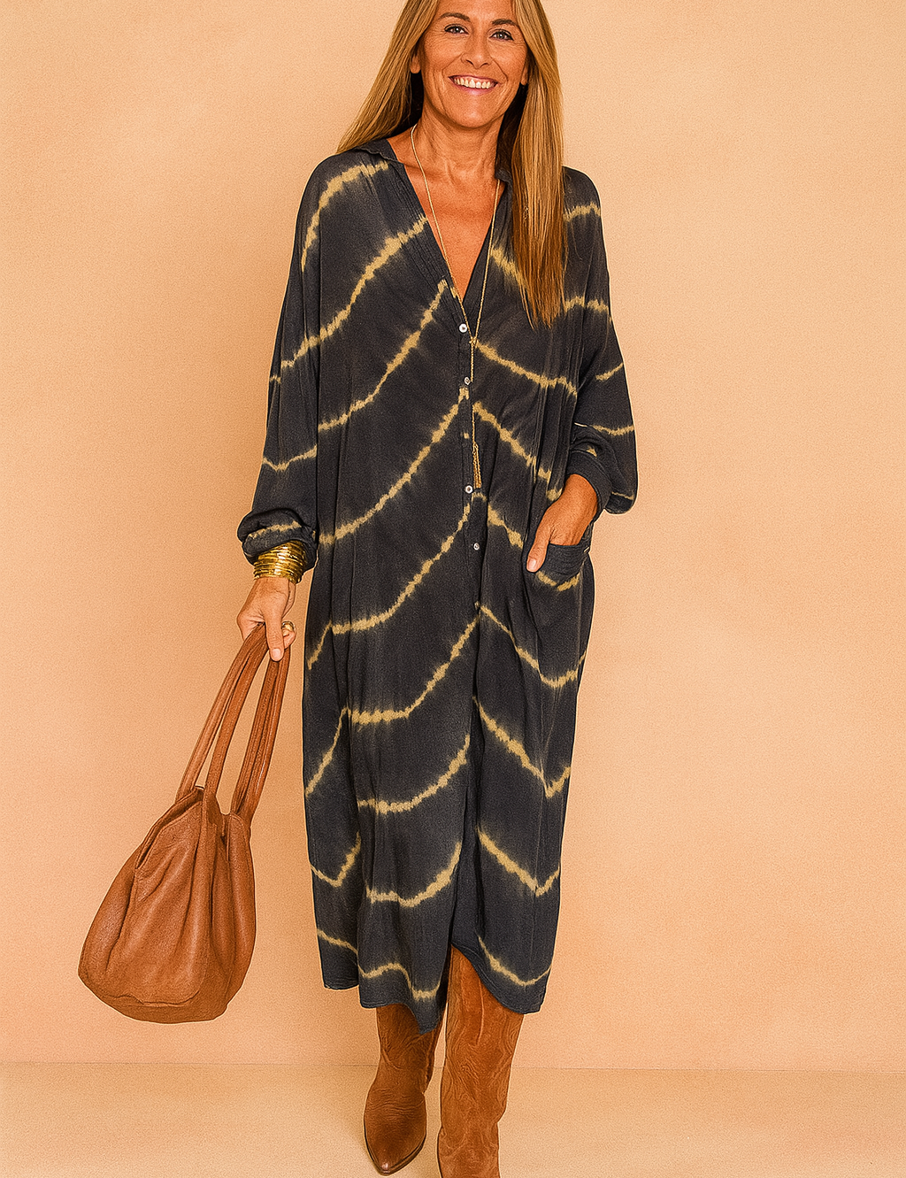 Maggia | Maxi summer dress with v-neckline 0