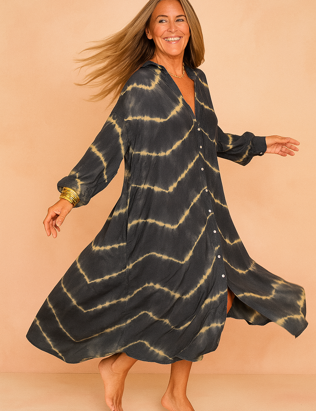 Maggia | Maxi summer dress with v-neckline 1