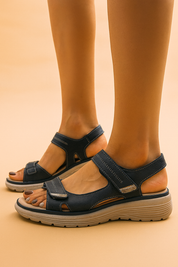 Maria | Sporty sandals with a thick sole 1