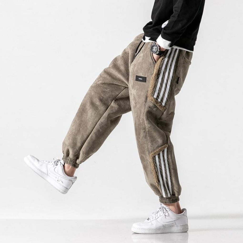 Men's Baggy Trackpants with Contrast Side Stripe for Street Style 3