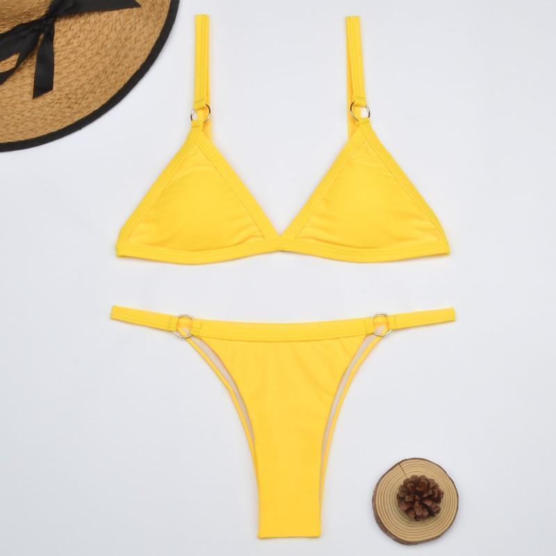 Mia | Stylish triangle bikini set for summer fun 2