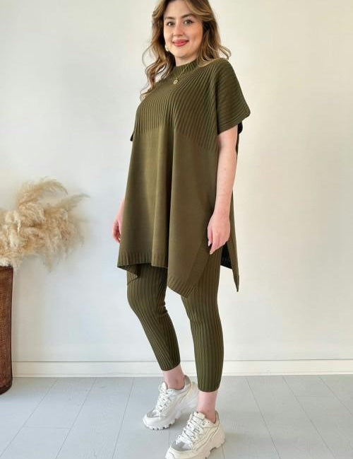 NIKKI | Two Piece Comfy Set 0