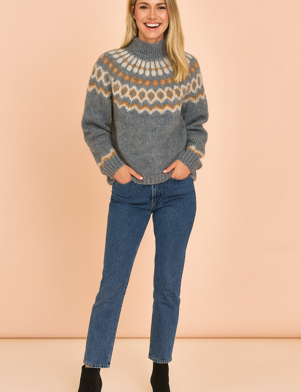 Natalia | Sweater with a decorative yoke 0