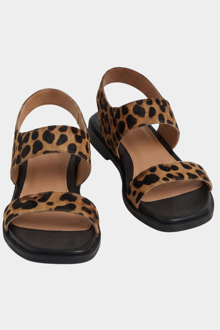 Orthopedic Leopard Print Flat Sandals with Arch Support and Slingback Strap for Women 1