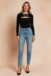 Patrycja | Sweater with a cutout under the neckline 4
