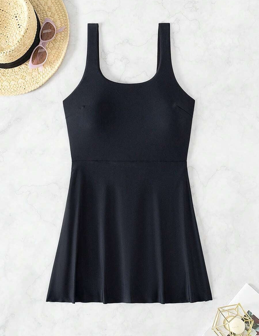Simple round hall dress for holidays and swimwear 0