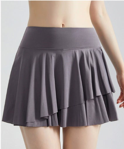 Sporty & functional women's tennis skirt with shorts and pockets 2