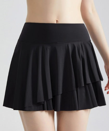 Sporty & functional women's tennis skirt with shorts and pockets 3