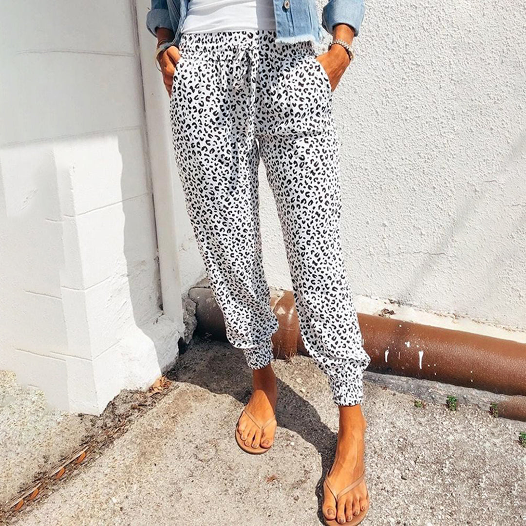 Talia | Comfy Leopard Print Trouser 2