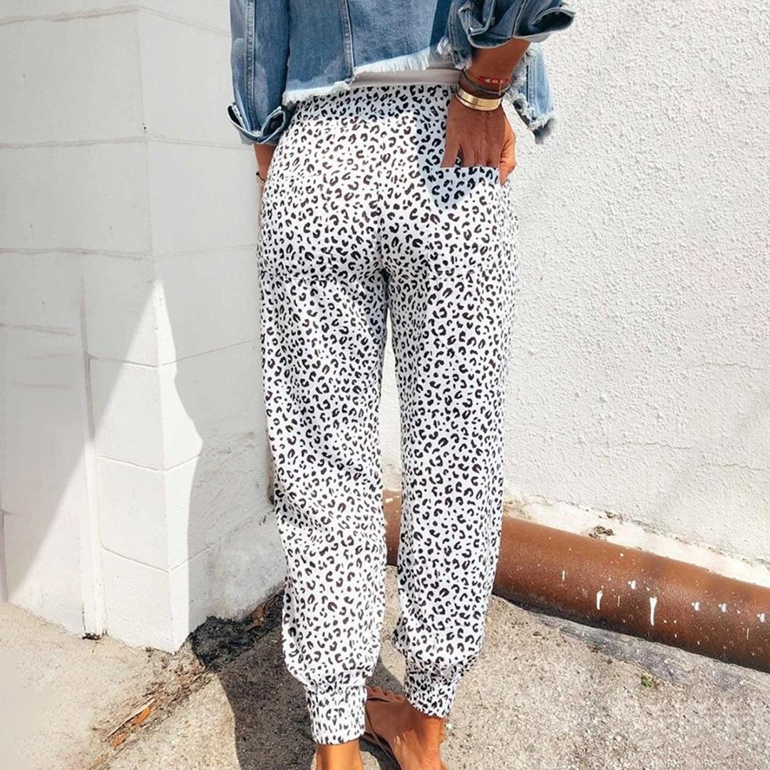 Talia | Comfy Leopard Print Trouser 3