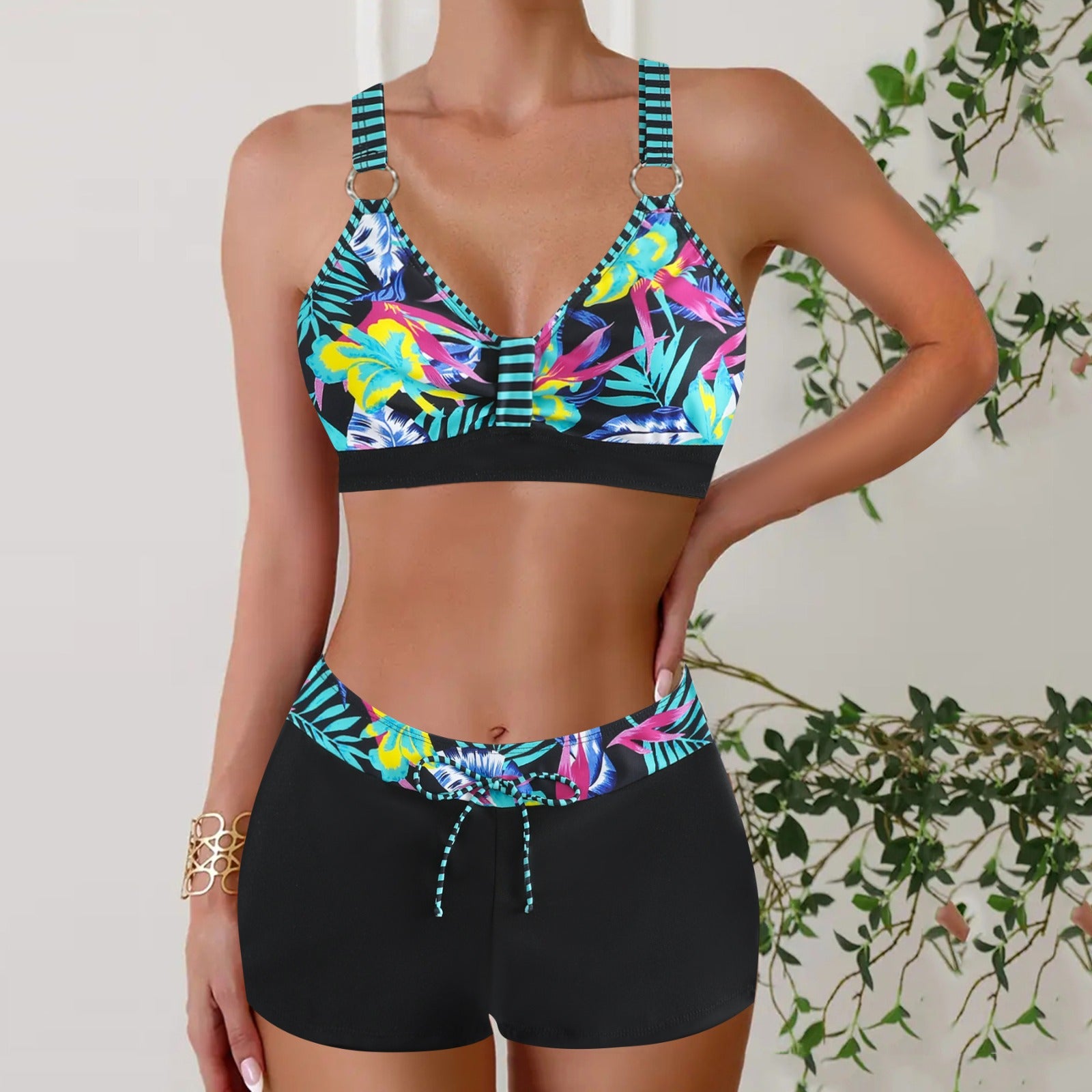 The Nautical Swimming Set for active women