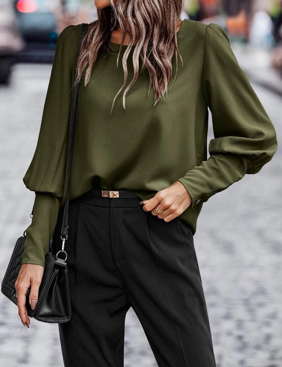 Adrianna | Sophisticated long-sleeved blouse