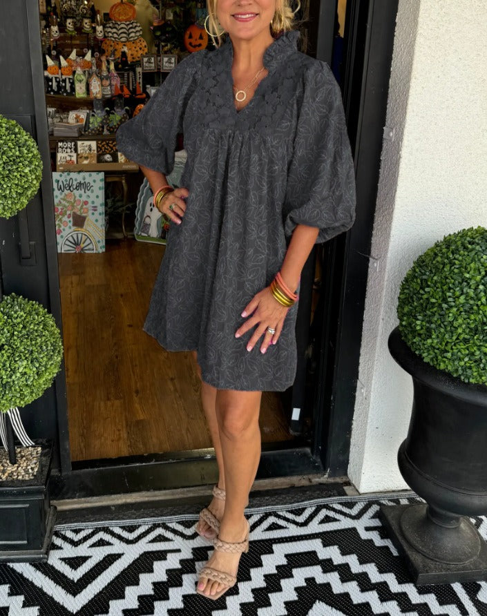Anna | Gorgeous satin summer dress with cap sleeves