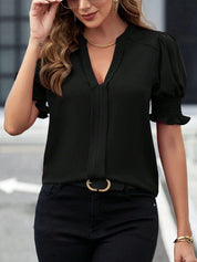 Maria | Elegant blouse with gathered sleeves