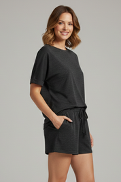 Women’s Casual Two-Piece Set with Batwing Sleeve Top and Drawstring Shorts 3